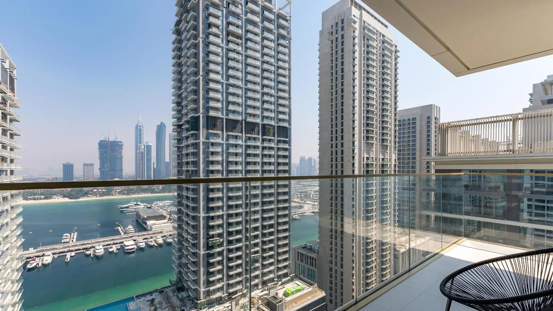 Grand Bleu, Emaar Beachfront - Mint Stay Dubai Appartamento