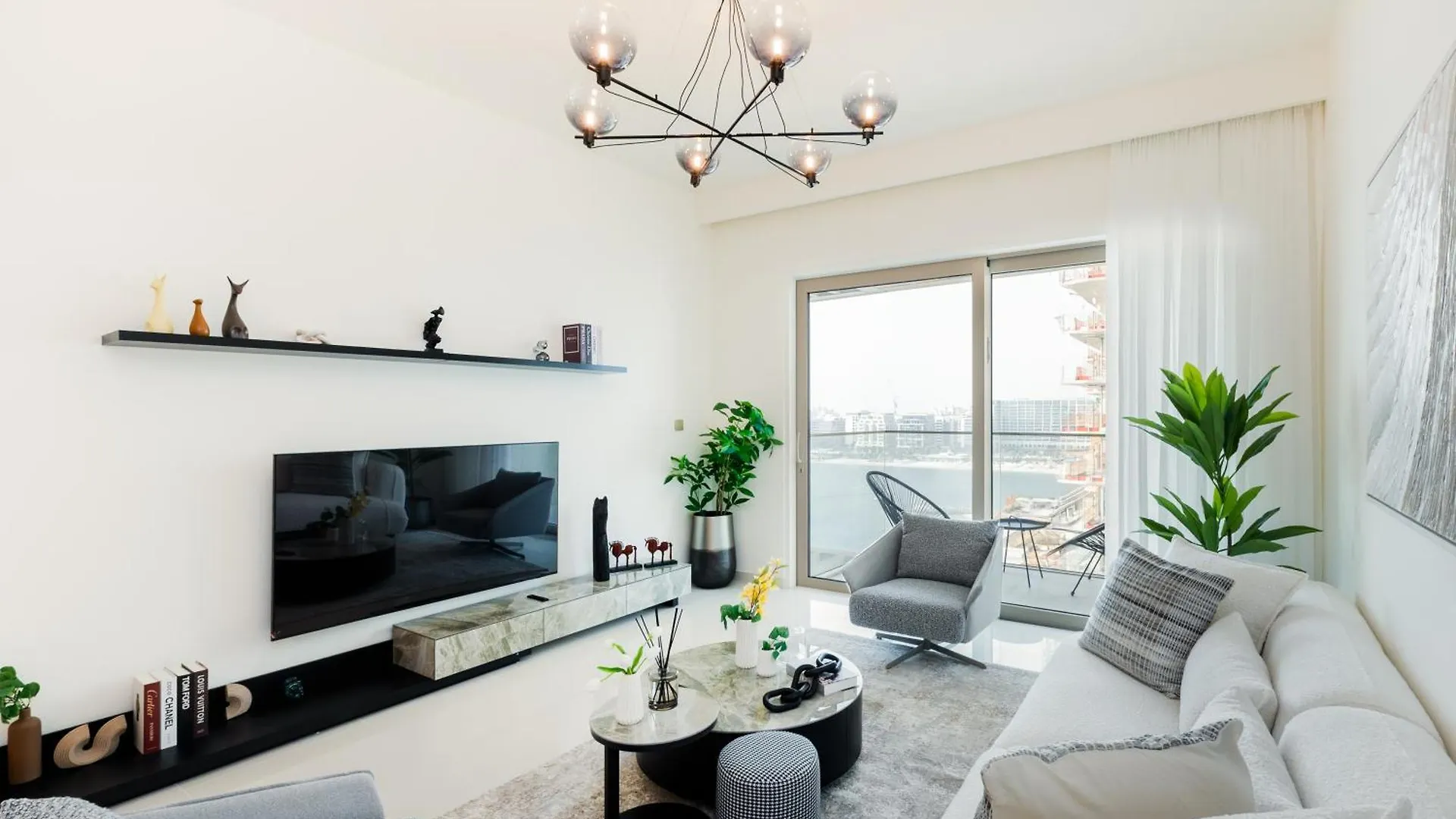 Grand Bleu, Emaar Beachfront - Mint Stay Дубай 0*,