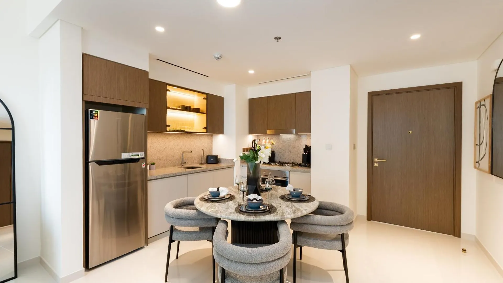 Grand Bleu, Emaar Beachfront - Mint Stay Дубай ОАЭ