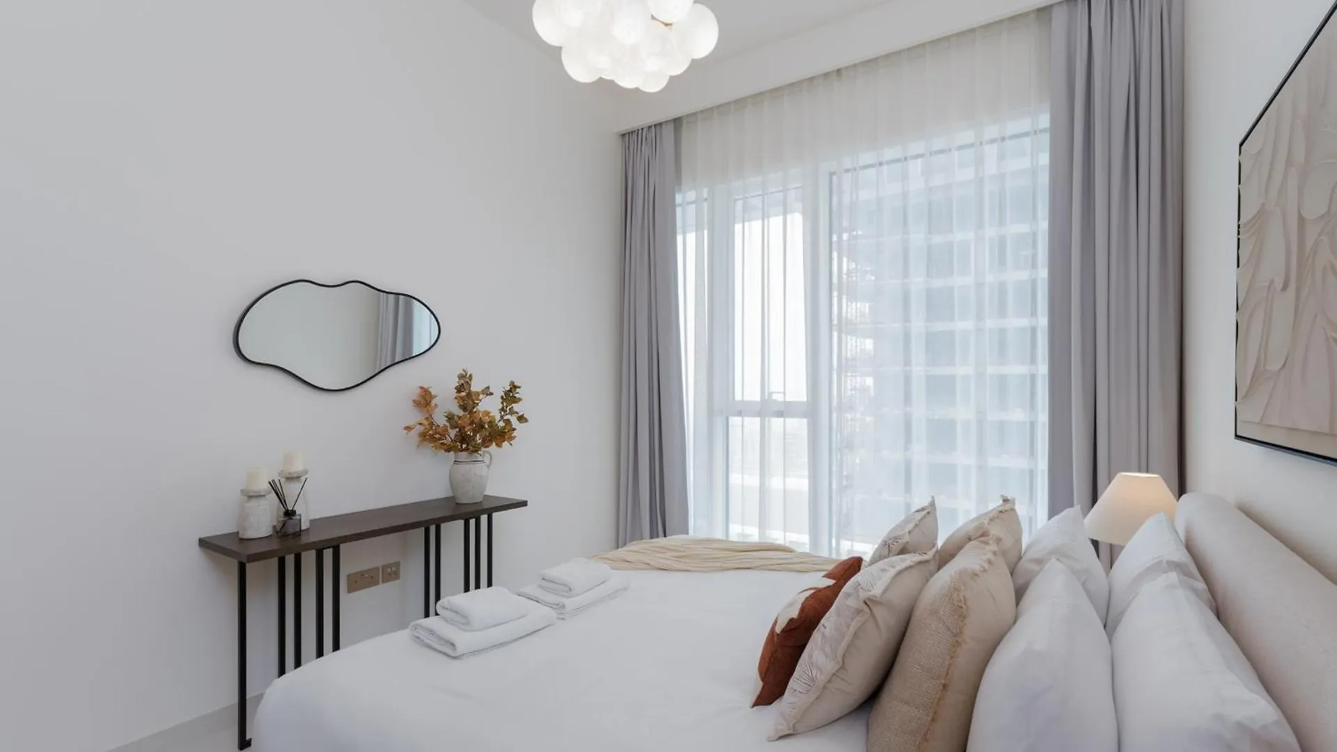Grand Bleu, Emaar Beachfront - Mint Stay Дубай 0*,  ОАЭ