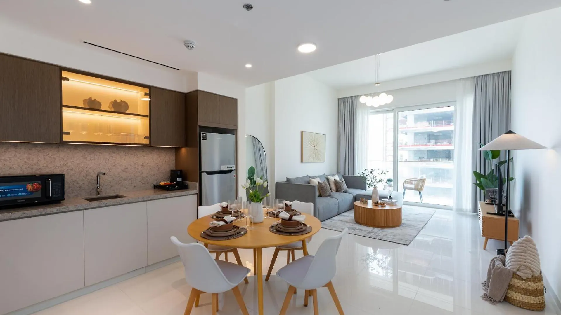 Grand Bleu, Emaar Beachfront - Mint Stay Дубай 0*,  ОАЭ